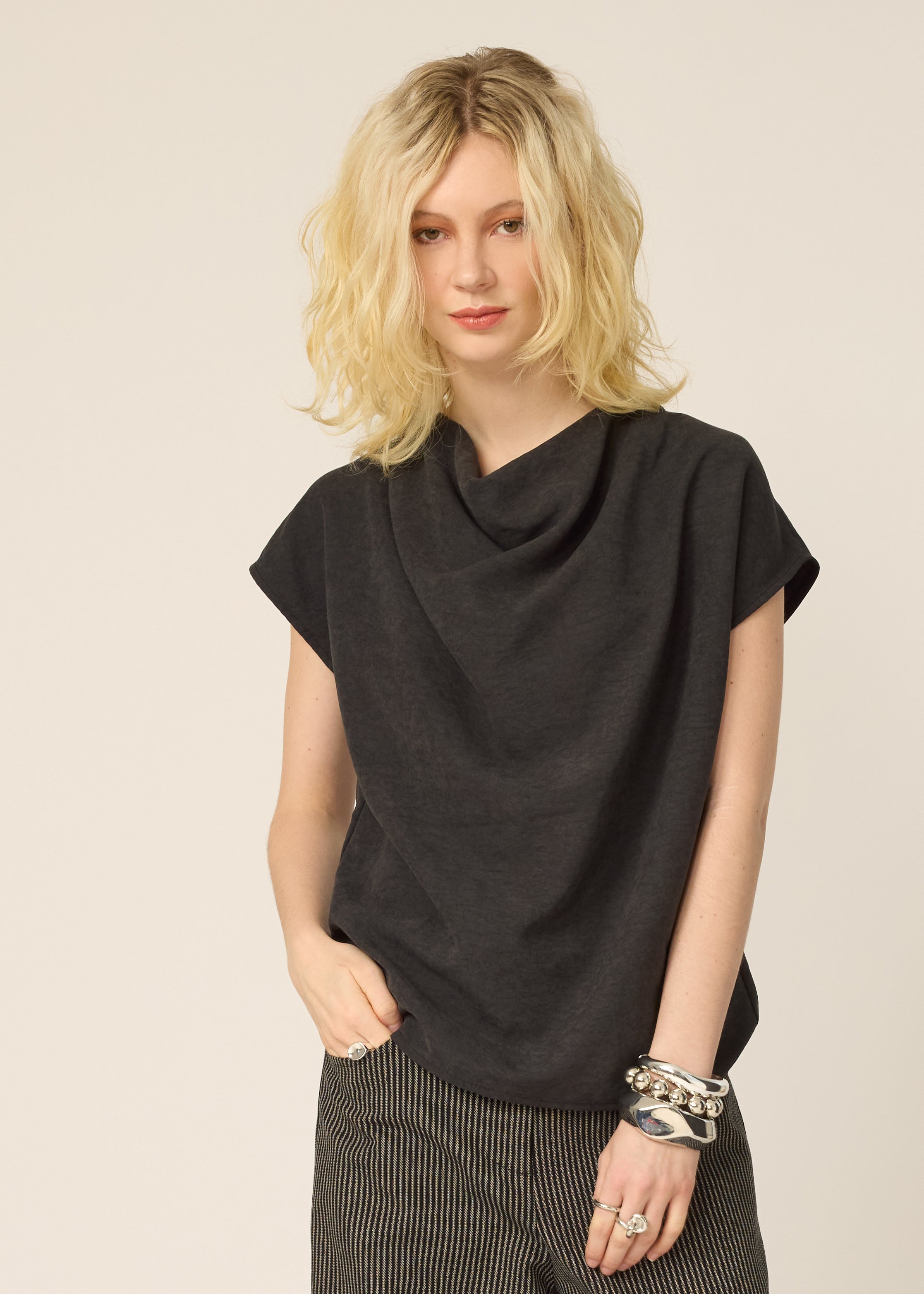 chlo-par-cokluch-haut-tshirt-gwen-noir-ah2627