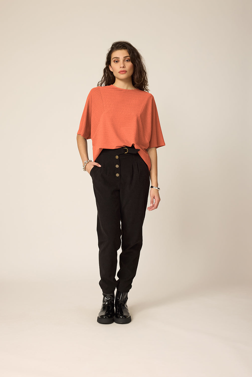 chlo-par-cokluch-haut-tshirt-jacob-fiesta-pantalon-joey-noir-ah2627