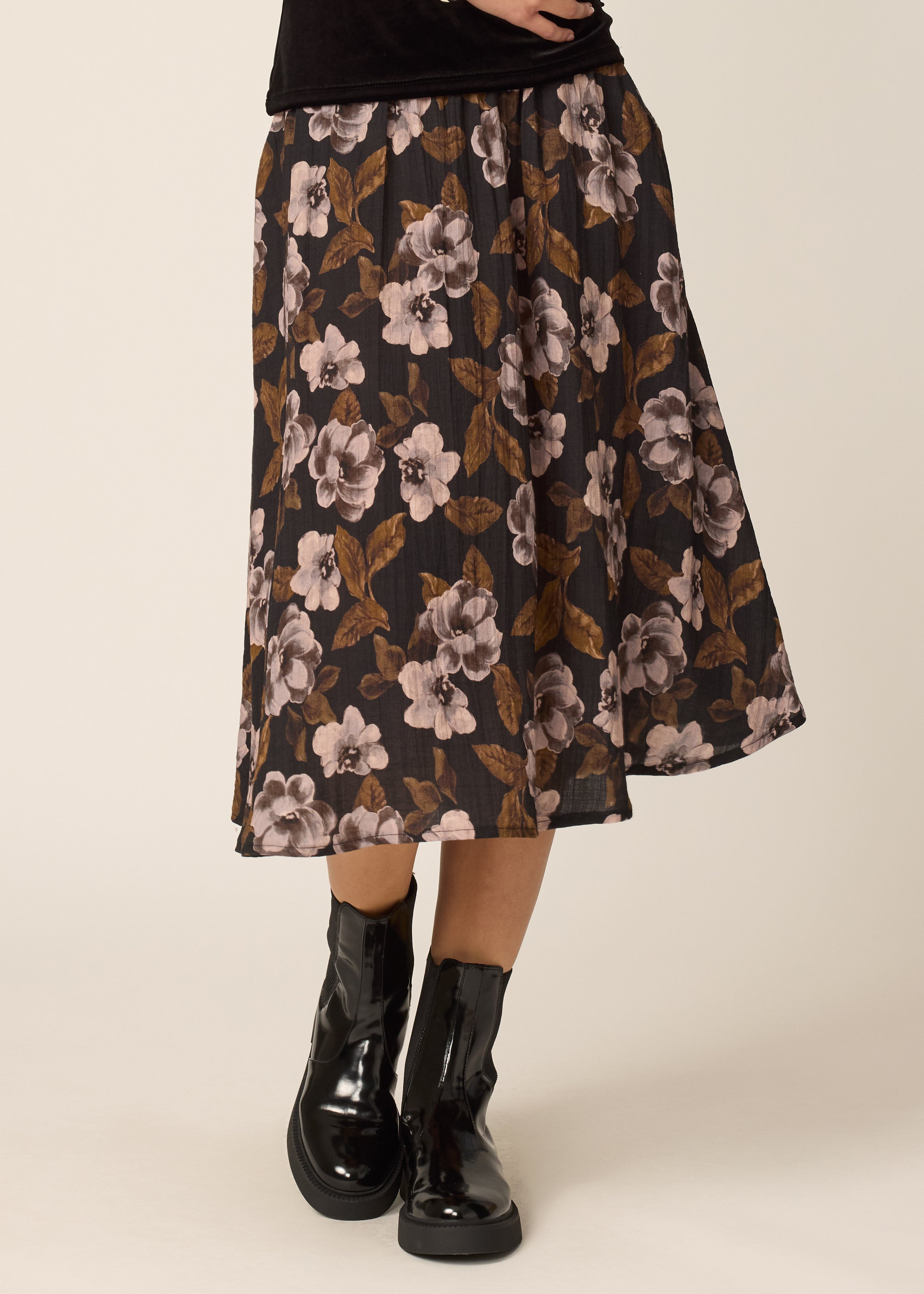 chlo-par-cokluch-jupe-courtney-flowers-noir-ah2627