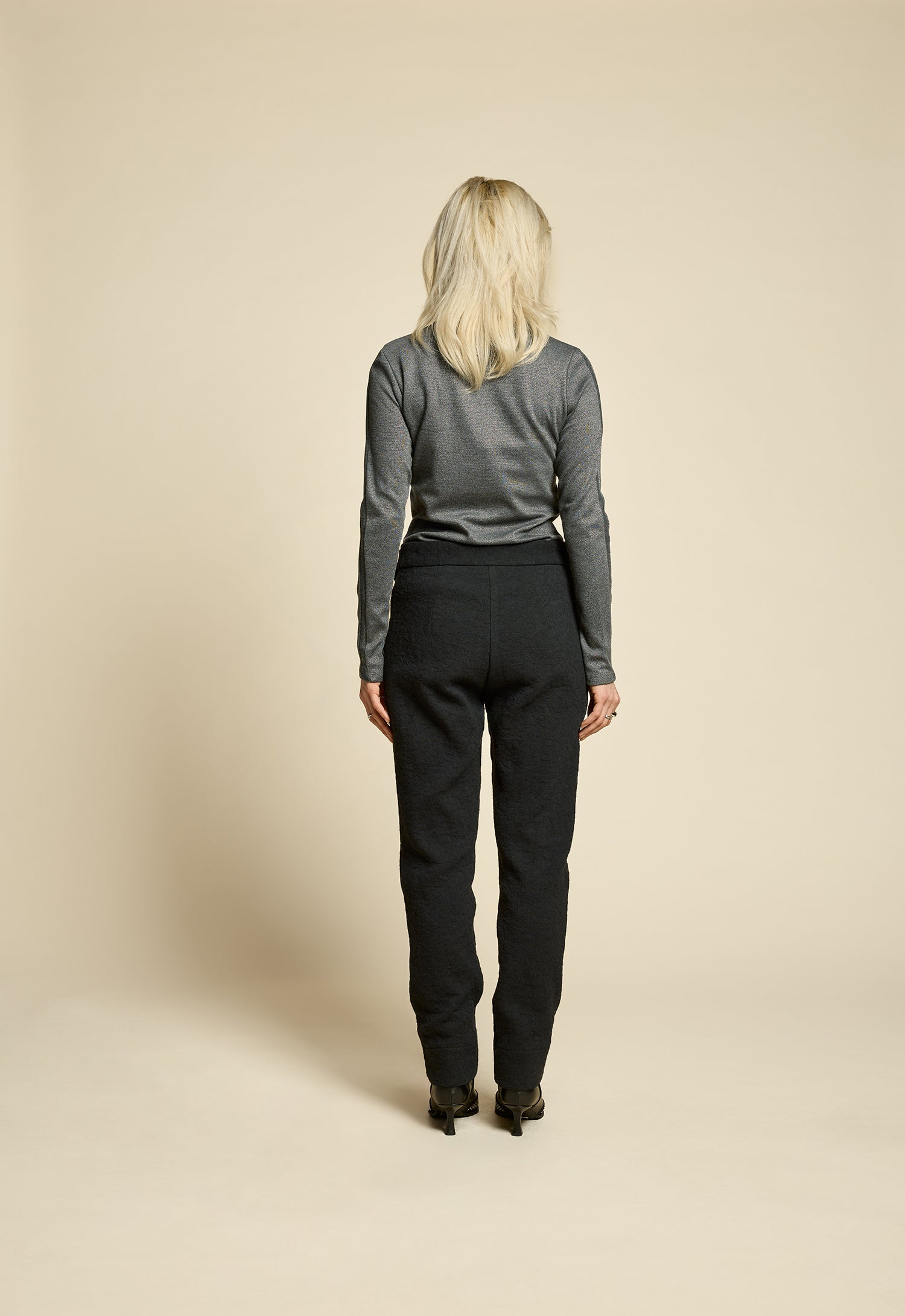 cokluch-haut-colroule-mortel-silver-facette-pantalon-breeze-noir-ah2526-holiday