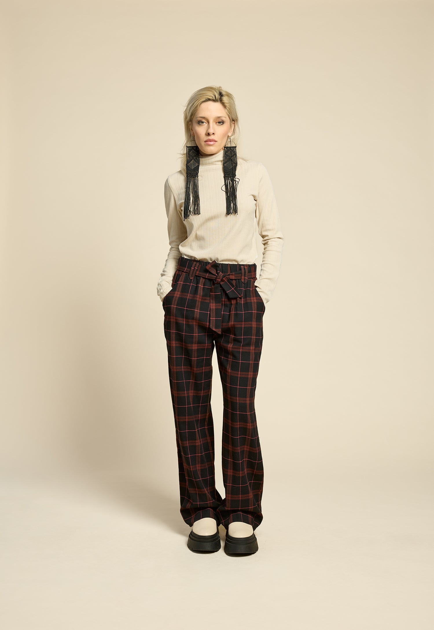 cokluch-haut-colroule-solo-sand-pantalon-westcoast-plaid-bourgogne-ah2526