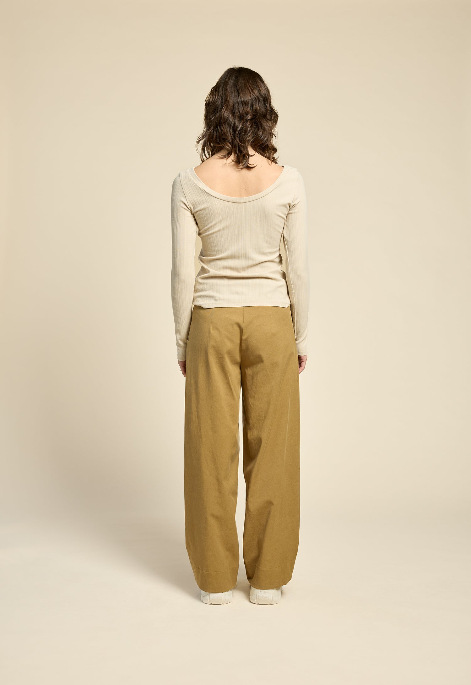 cokluch-haut-confetti-sand-pantalon-thechain-antique-ah2526