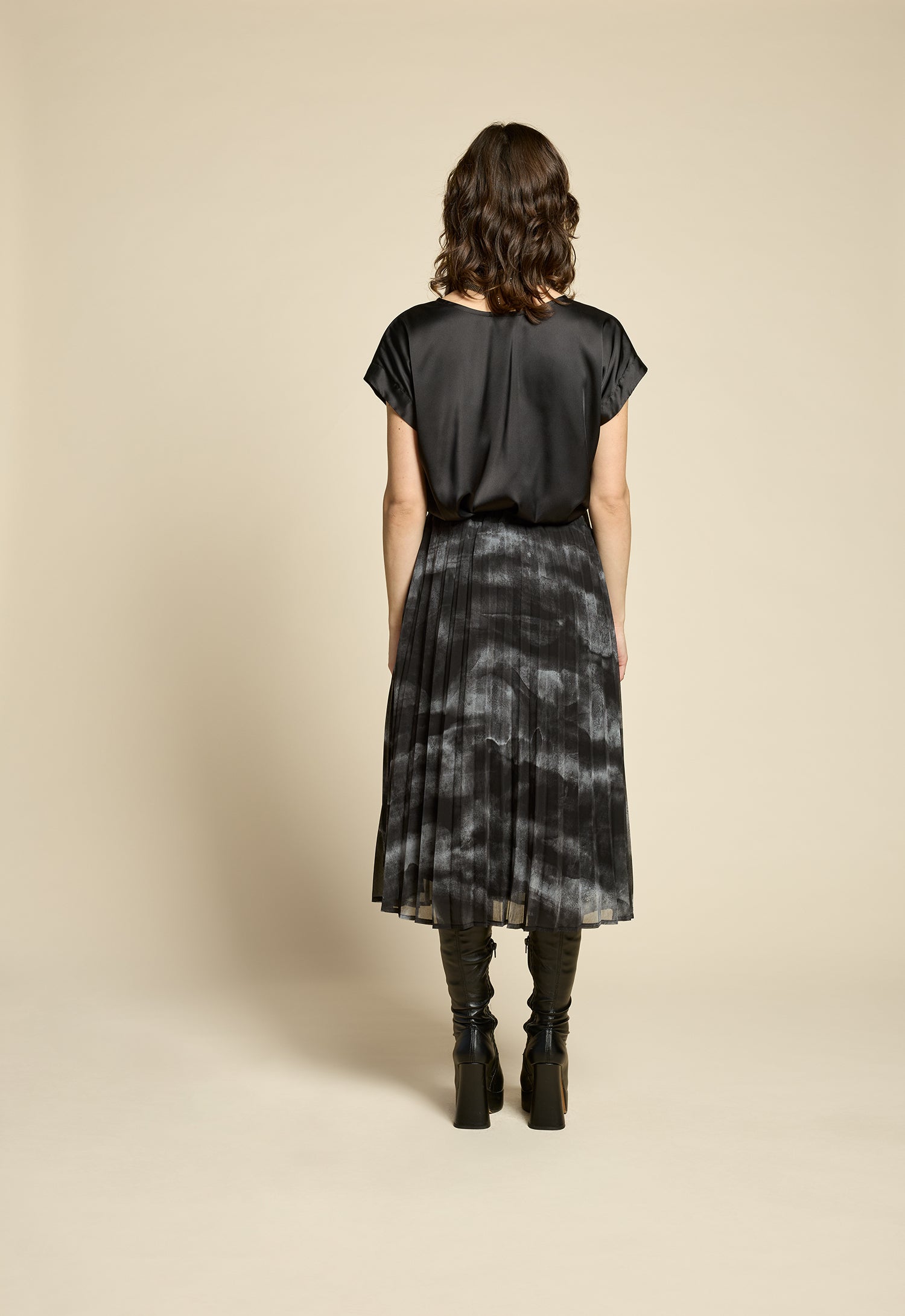 cokluch-haut-infinity-noir-jupe-flowers-mist-noir-ah2526