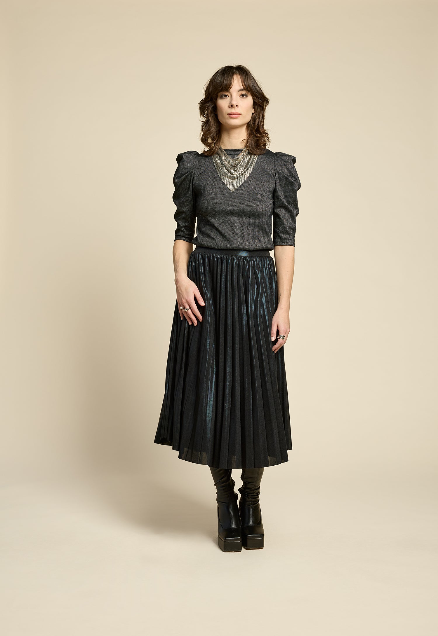 cokluch-haut-insomnie-noir-facette-jupe-feyer-noir-ah2526-holiday