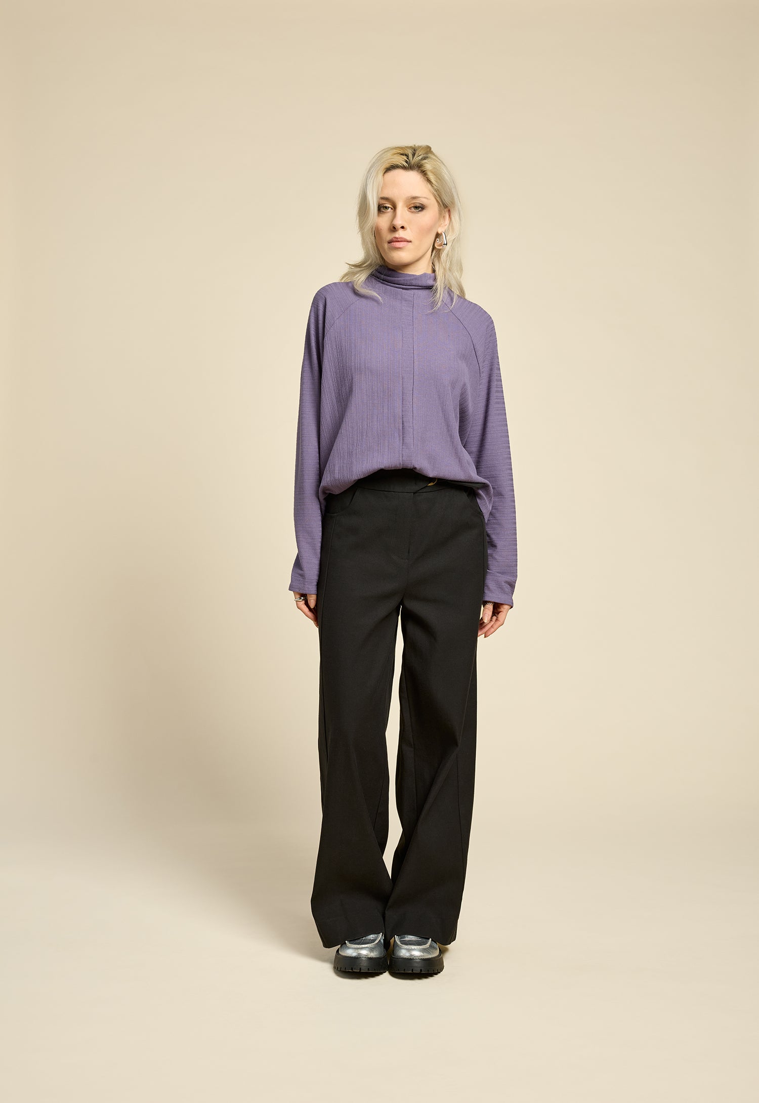 cokluch-haut-mancheslongues-souvenir-heron-pantalon-romeo-noir-ah2526