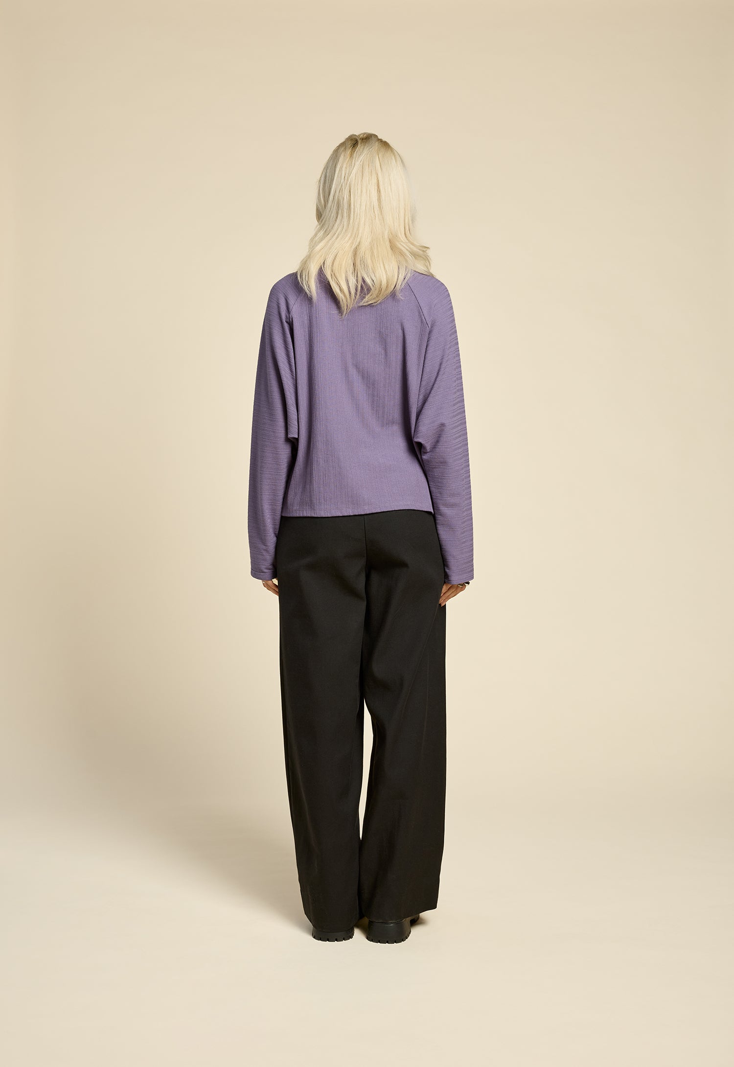 cokluch-haut-mancheslongues-souvenir-heron-pantalon-romeo-noir-ah2526