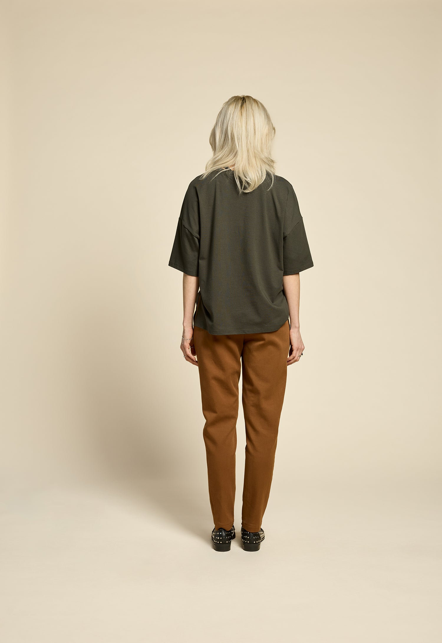 cokluch-haut-thelook-pine-pantalon-immortels-cognac-ah2526