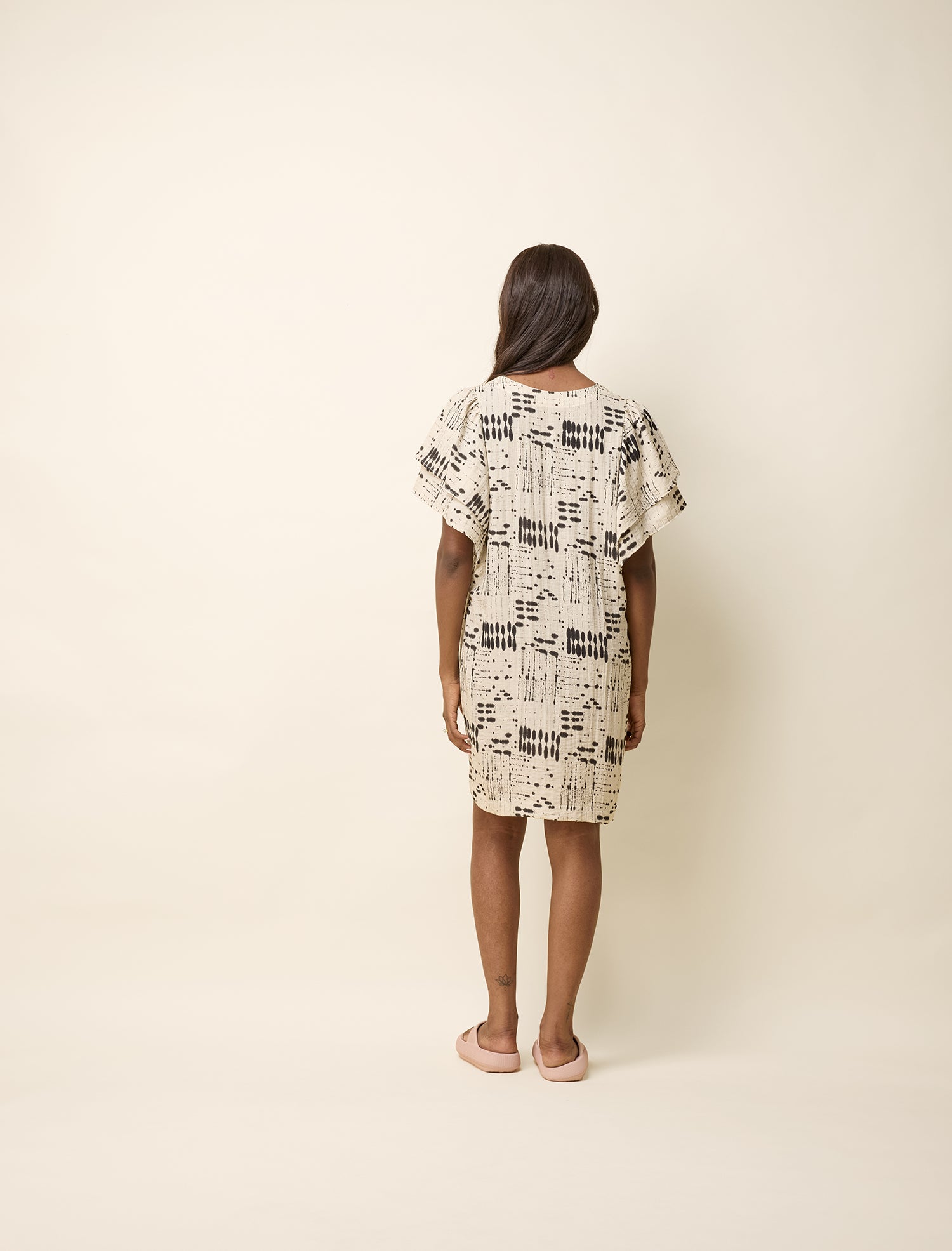 cokluch-robe-paramida-ink-naturel-pe25