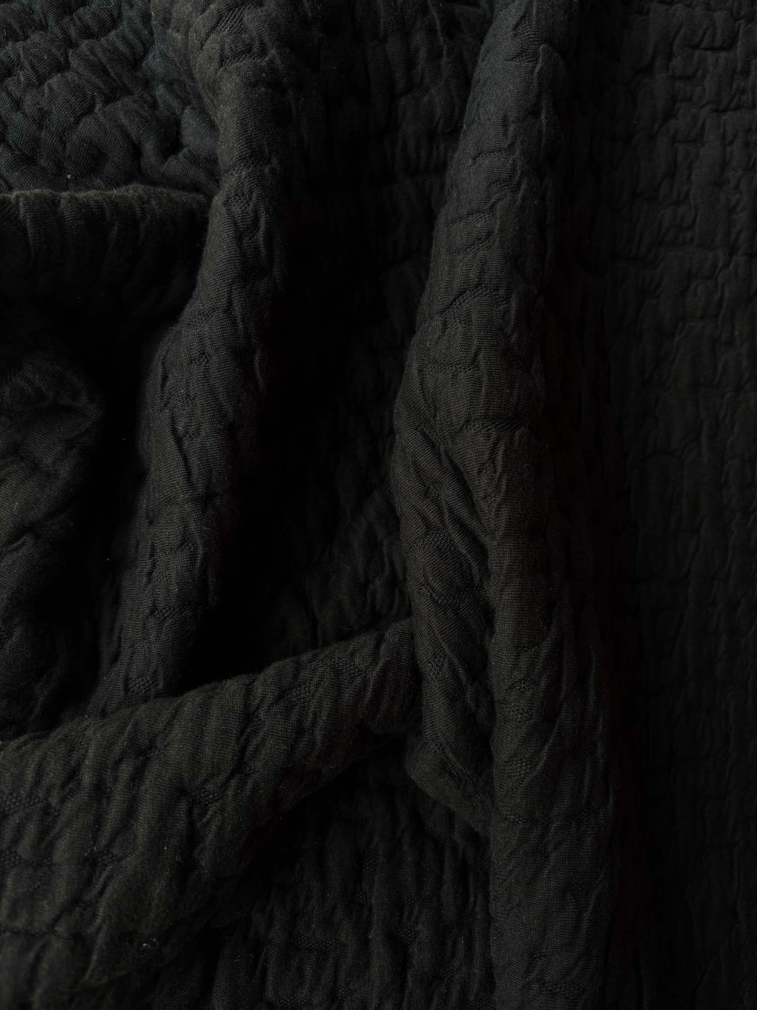 cokluch-tissu-tricot-crinkle-relief-noir-polyester-coton-ah2223
