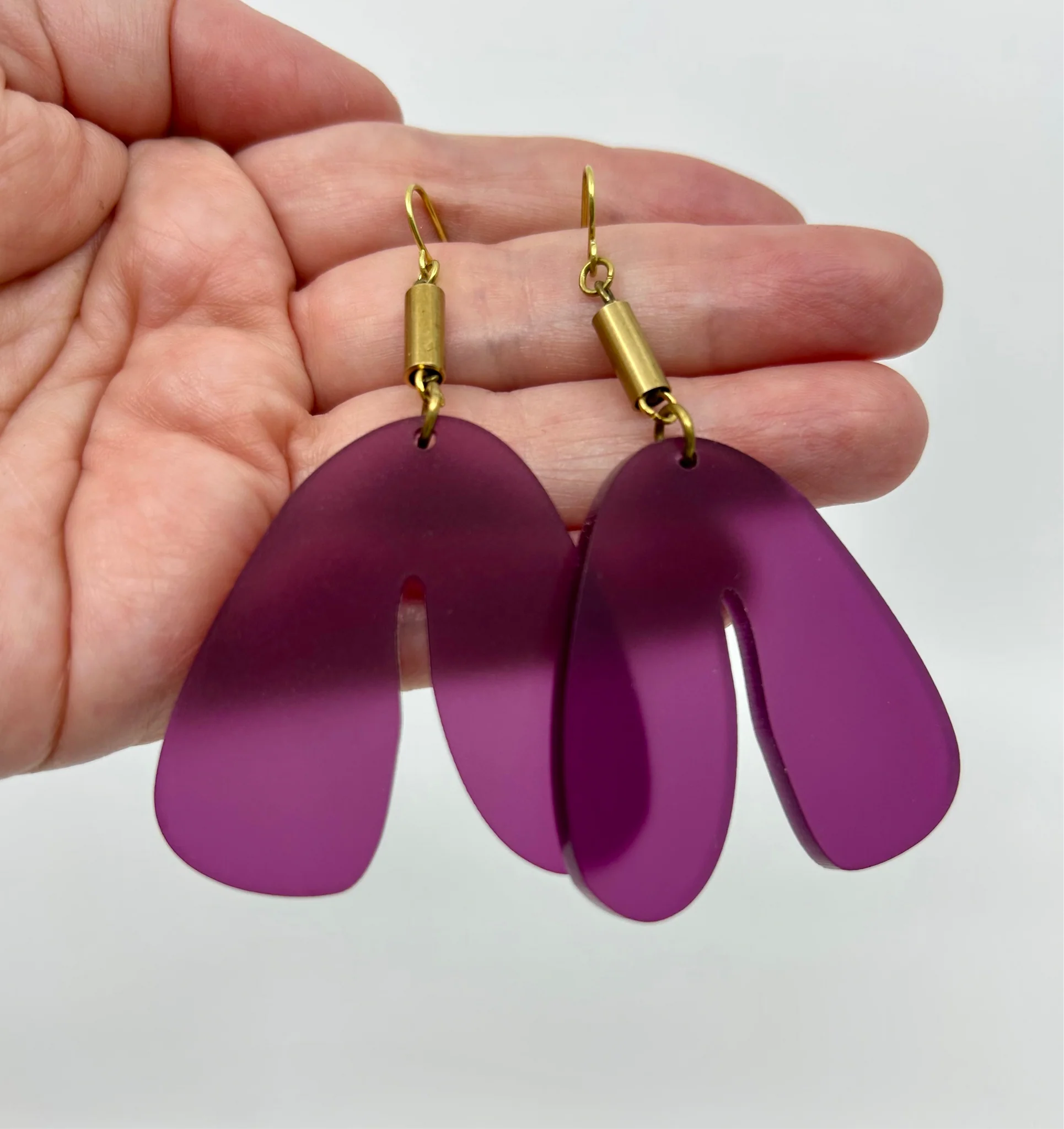 darlingsofdenmark-bouclesdoreilles-loite-acrylique-prune-transparent