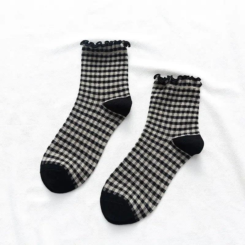 ladyjuneaccessories-accessoires-chaussettes-bas-bordvolante-noir