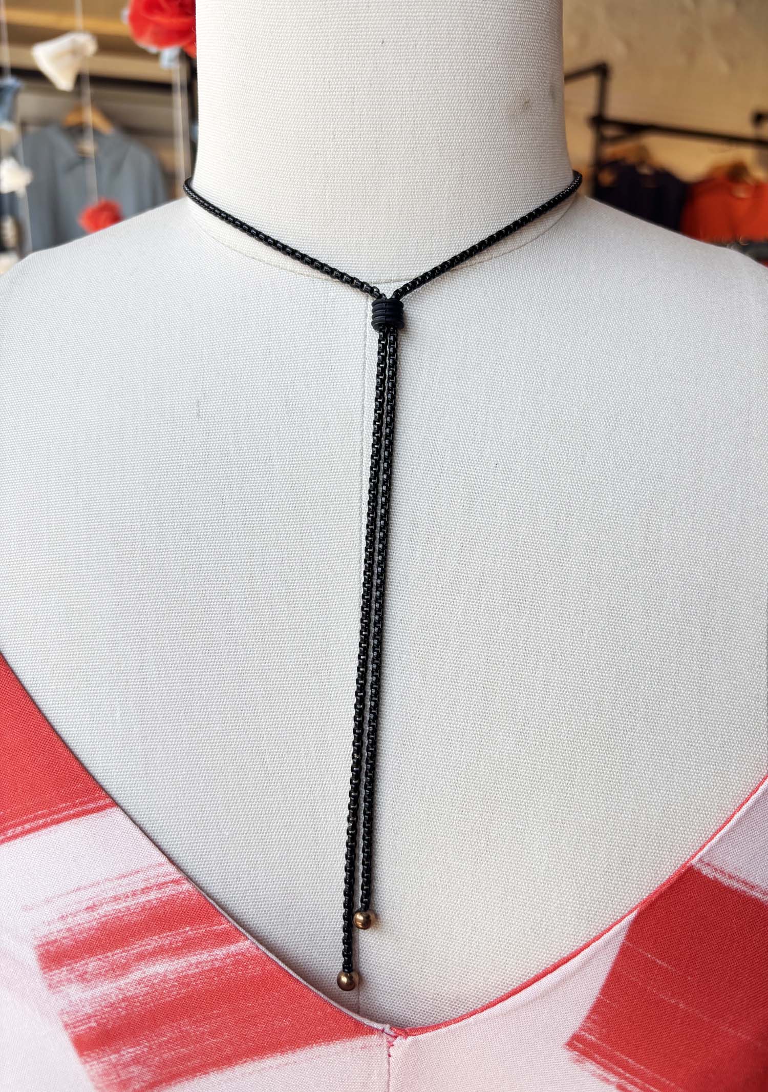 lordviolet-bijoux-collier-rasdecou-bandit-noir