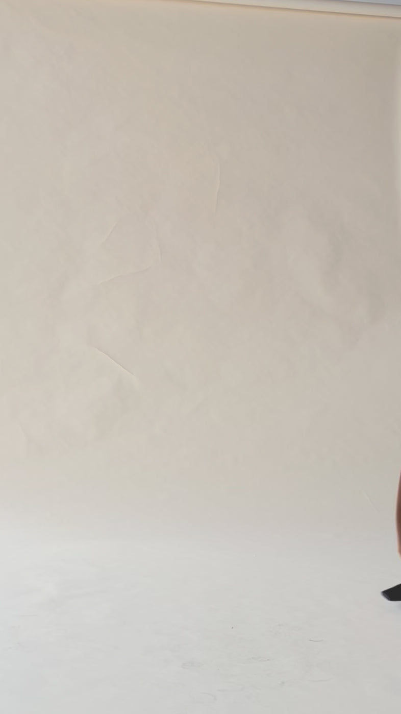 cokluch-haut-mancheslongues-souvenir-noir-pantalon-romeo-cognac-ah2526