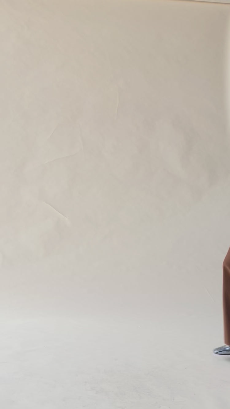 cokluch-haut-insomnie-twilight-facette-pantalon-romeo-cognac-ah2526-holiday