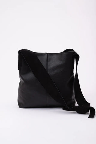 veinage-sac-cabas-cuir-sacbandoulierre-quadrato-noir