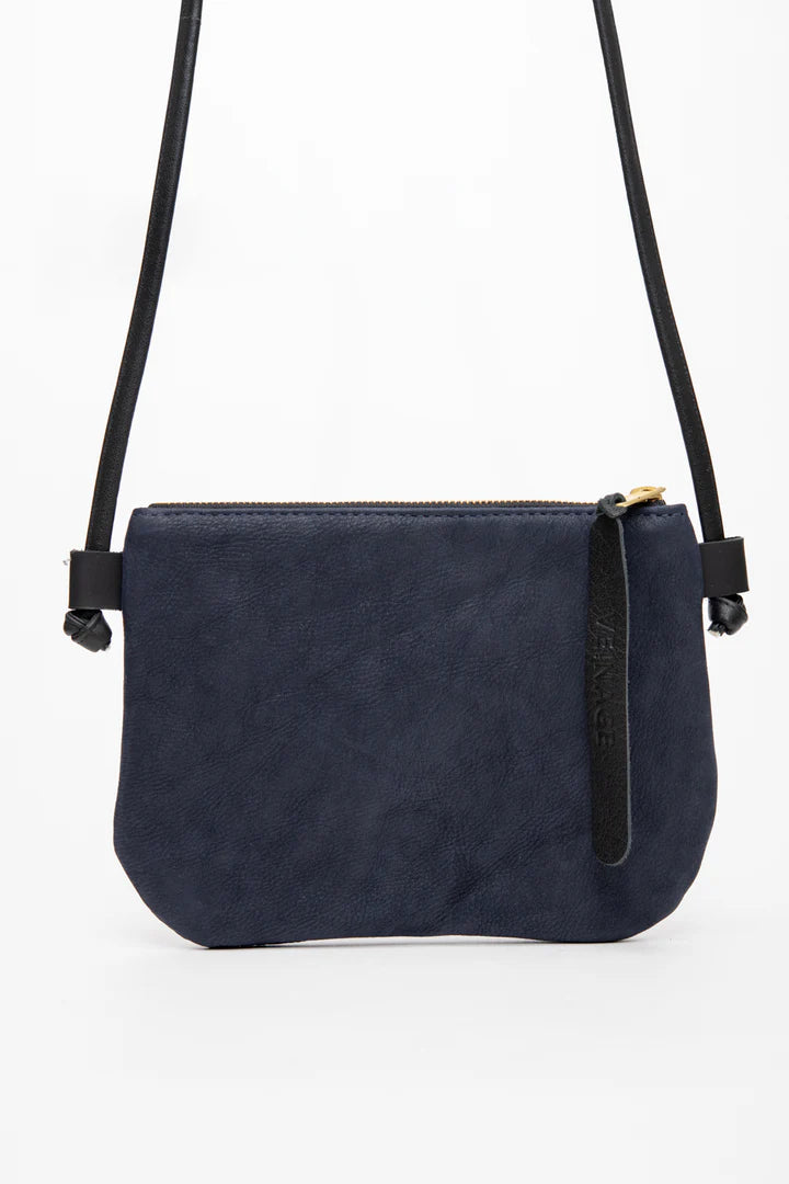 veinage-petitsac-pochette-cuir-venise-bleuet
