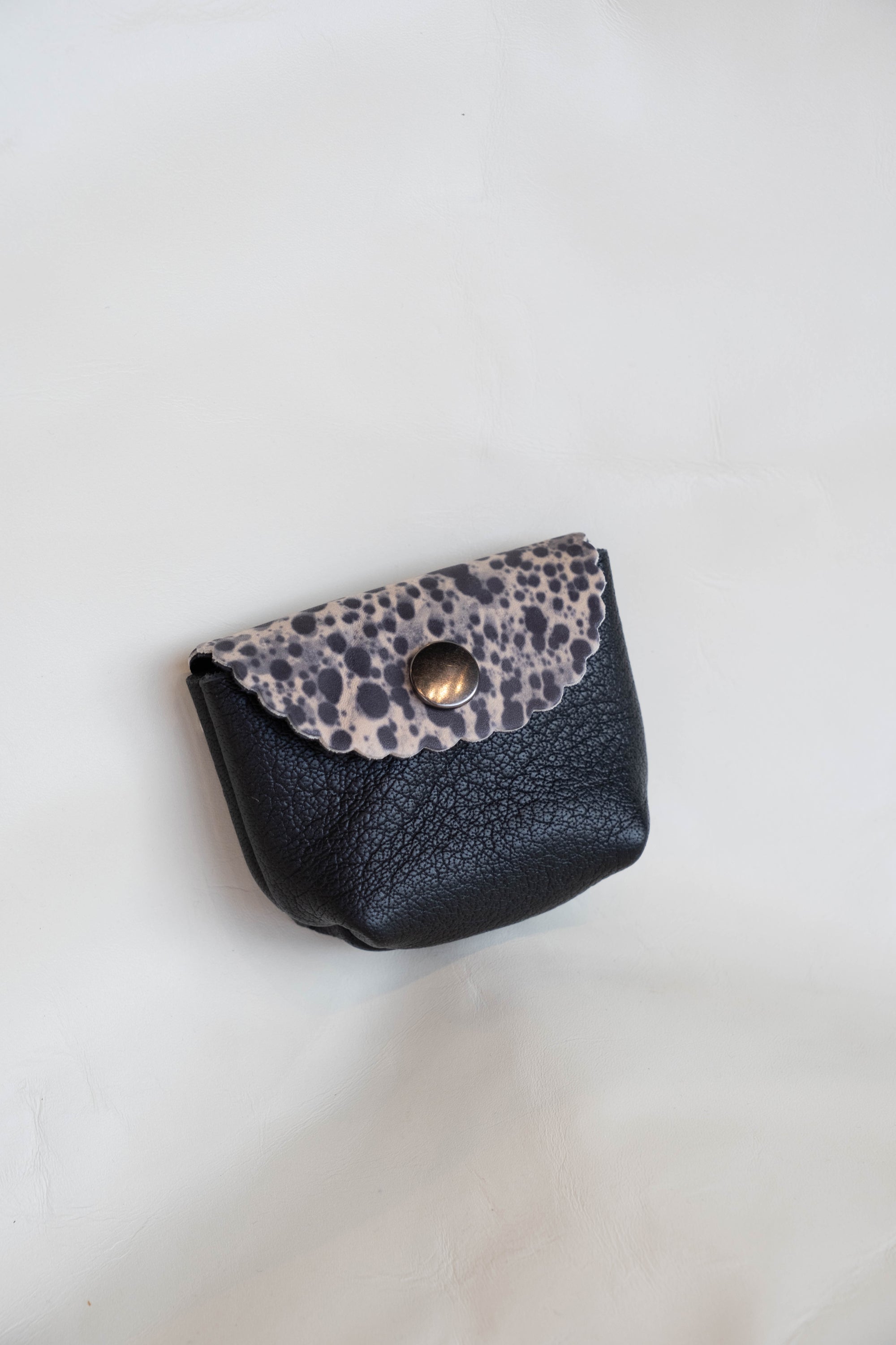 veinage-pochette-portemonnaie-cuir-tresor-chou-chouquette-petit-noir