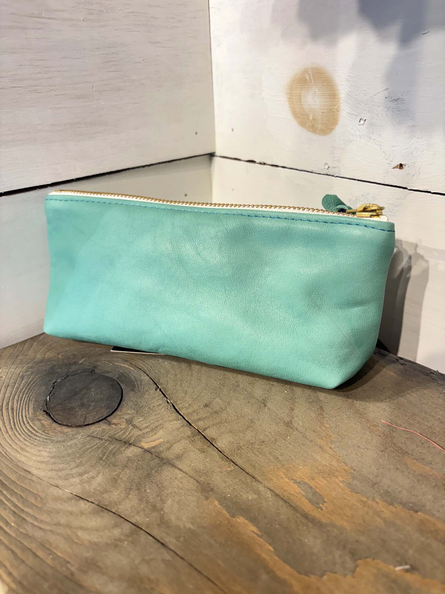 veinage-sac-etui-crayon-cosmetique-cuir-turin-turquoise