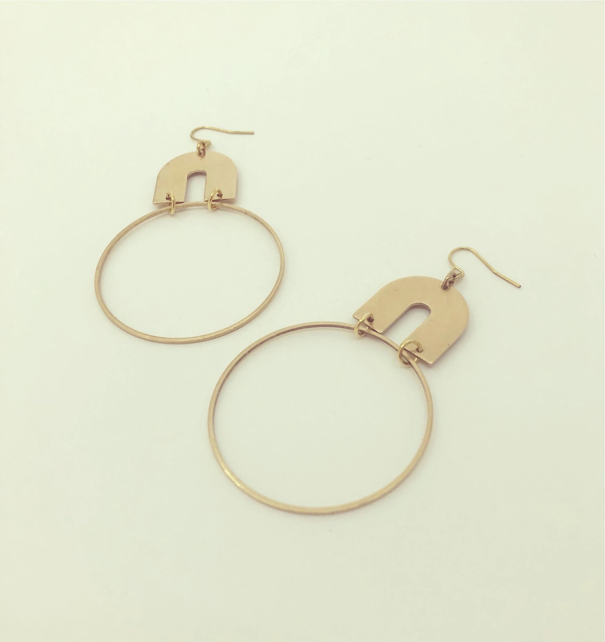 darlingsofdenmark-bijou-bouclesoreilles-frida-laiton